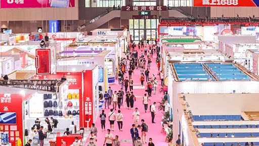 展台搭建费用一般多少__环保展台搭建要注意气味。(图1)