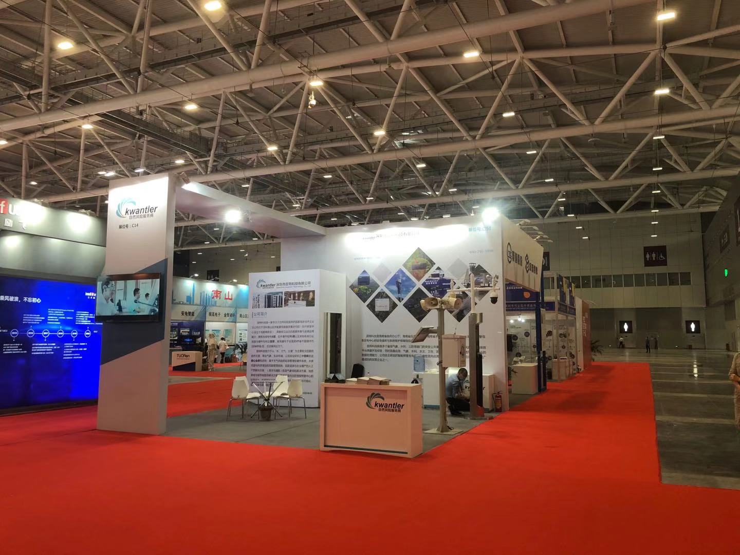 美国展会搭建装修材料的选择与运用