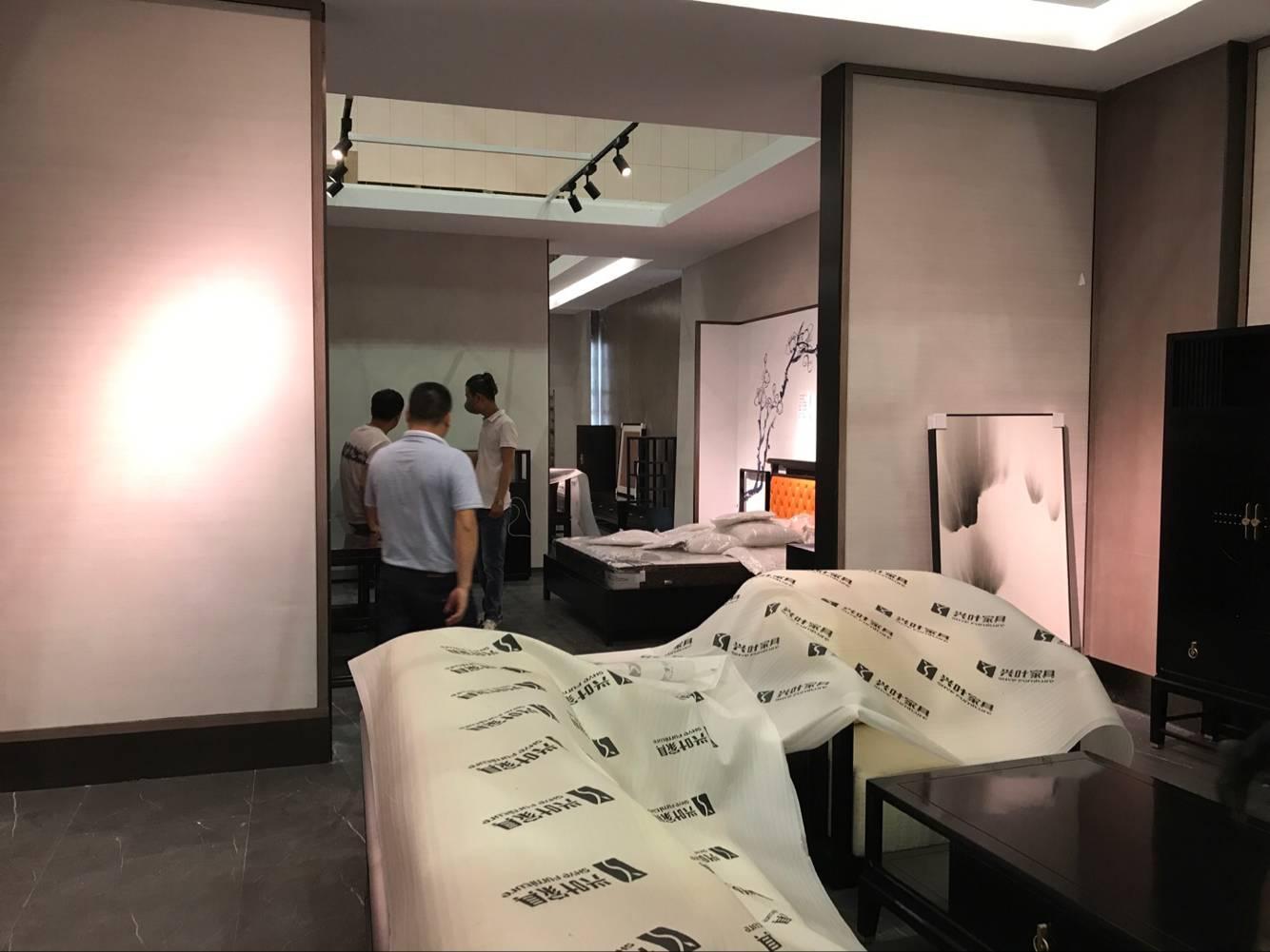 美国展会的收费与免费搭建策略对比分析